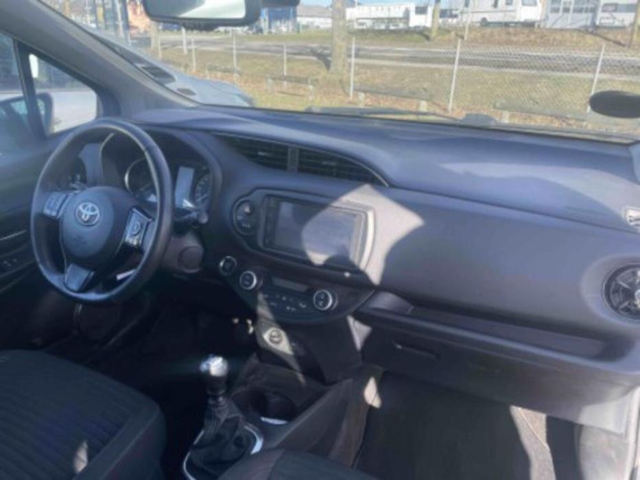 TOYOTA YARIS 2020