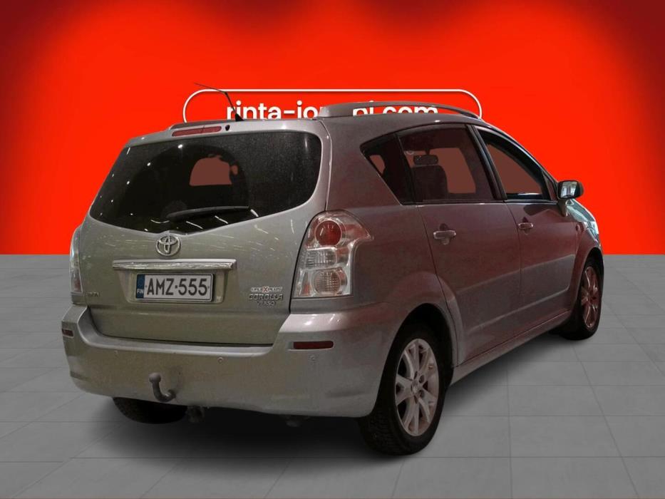 TOYOTA Corolla Verso 2009