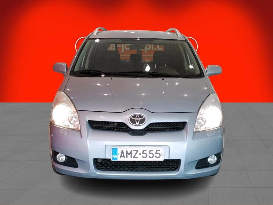 TOYOTA Corolla Verso 2009