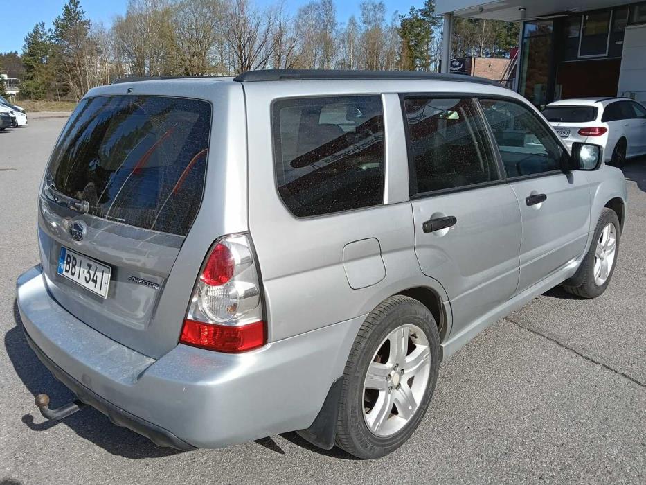SUBARU Forester 2006
