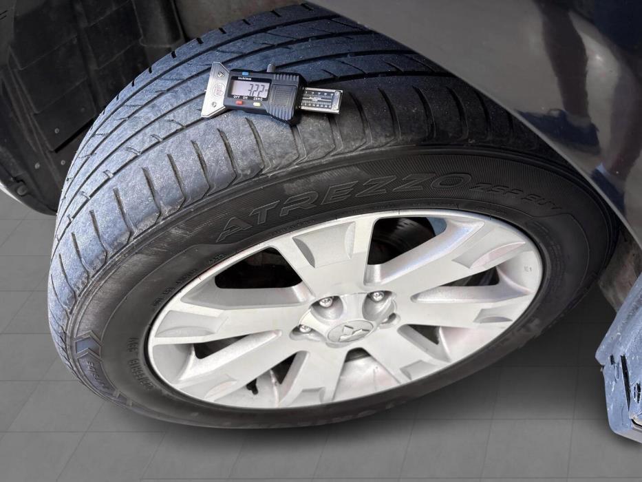MITSUBISHI Outlander 2008