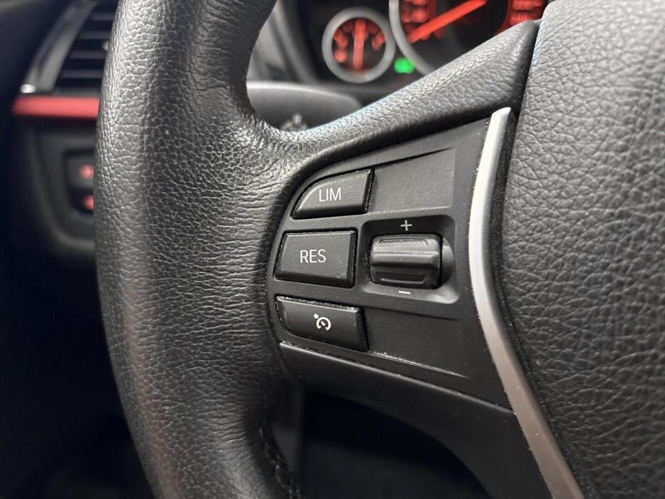 BMW 320 2015