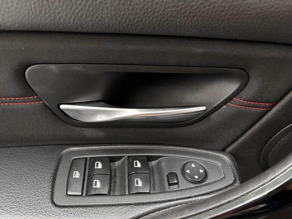 BMW 320 2015