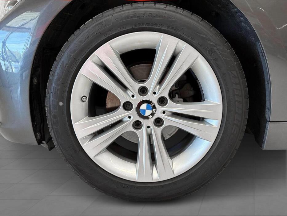 BMW 320 2015