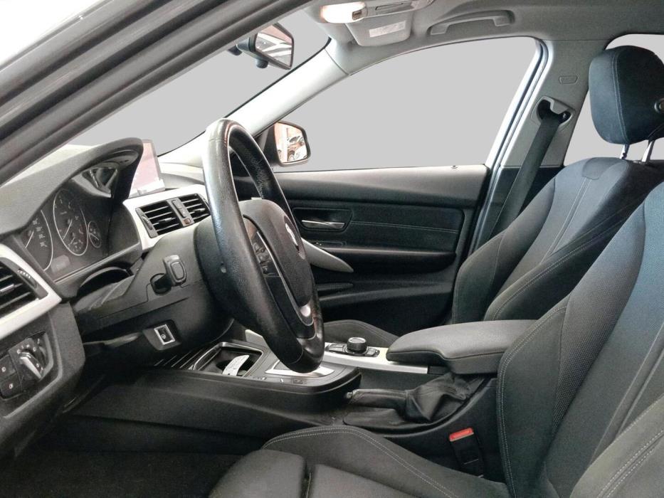 BMW 320 2015