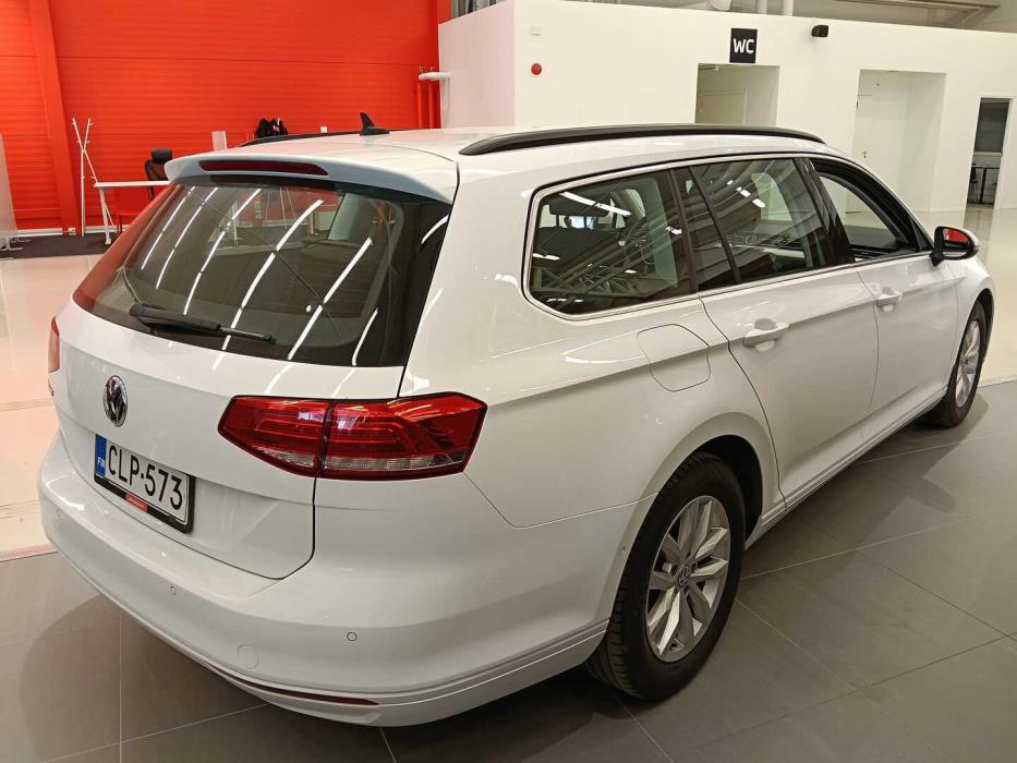 VOLKSWAGEN Passat 2018