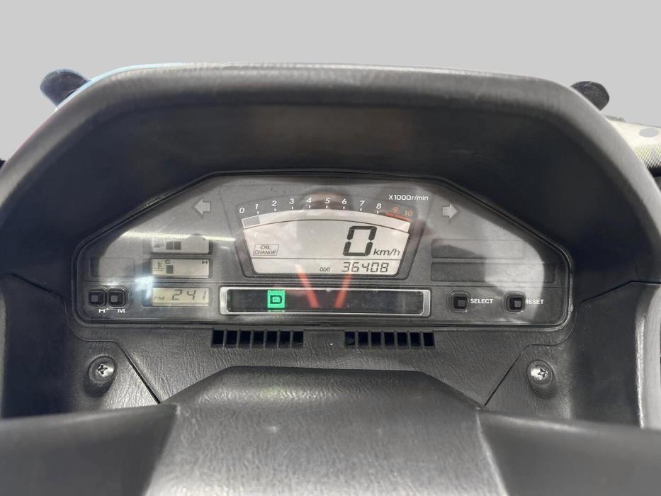 SUZUKI AN 2004