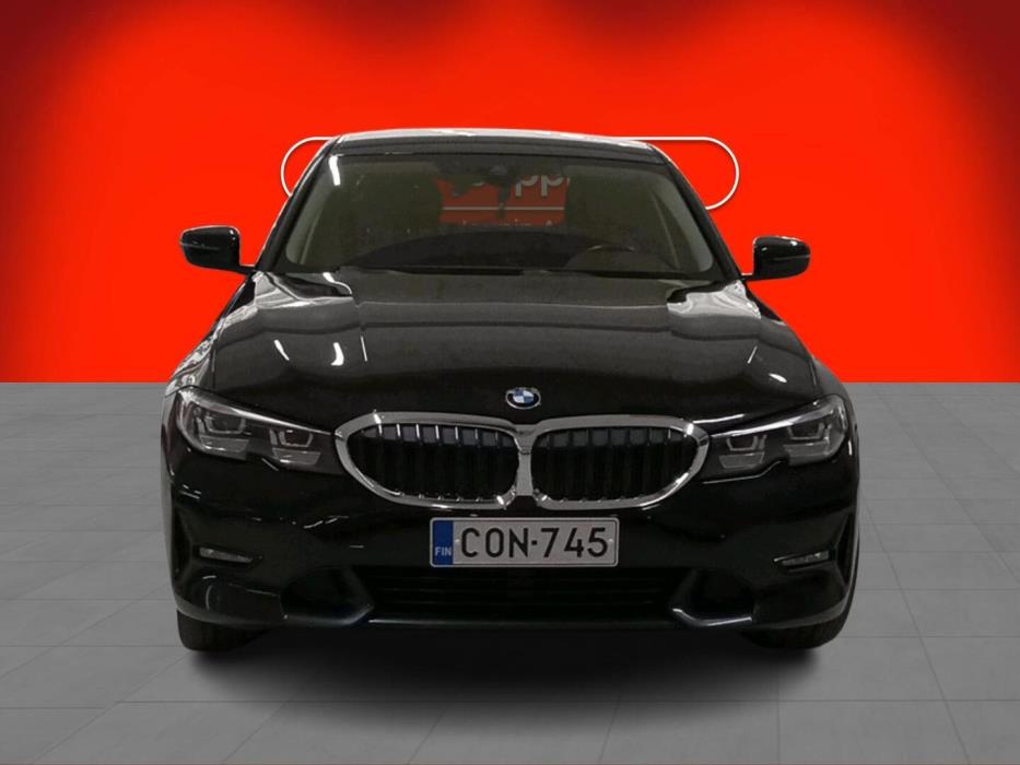 BMW 330 2020