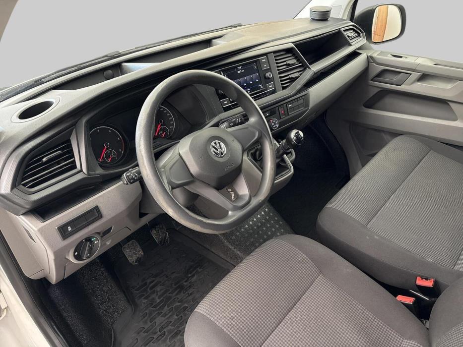 VOLKSWAGEN Transporter 2020