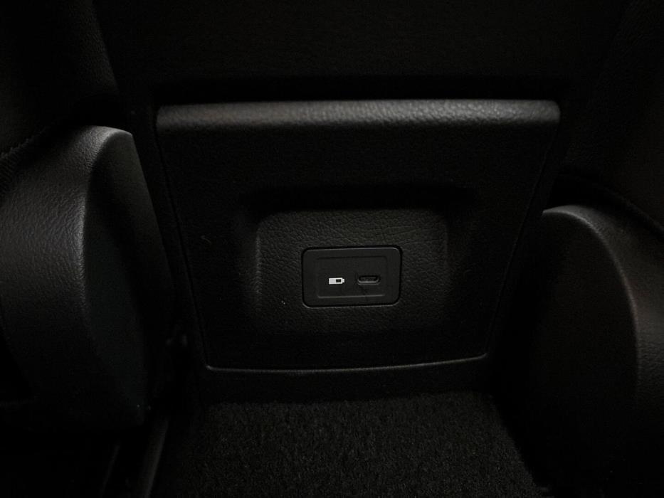 MERCEDES-BENZ A 2020