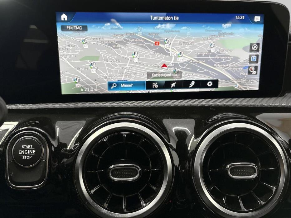 MERCEDES-BENZ A 2020