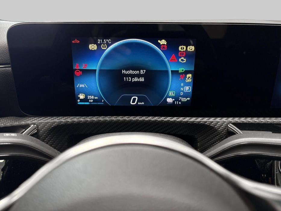 MERCEDES-BENZ A 2020