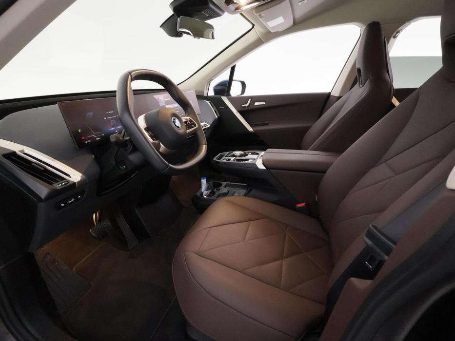 BMW IX 2023