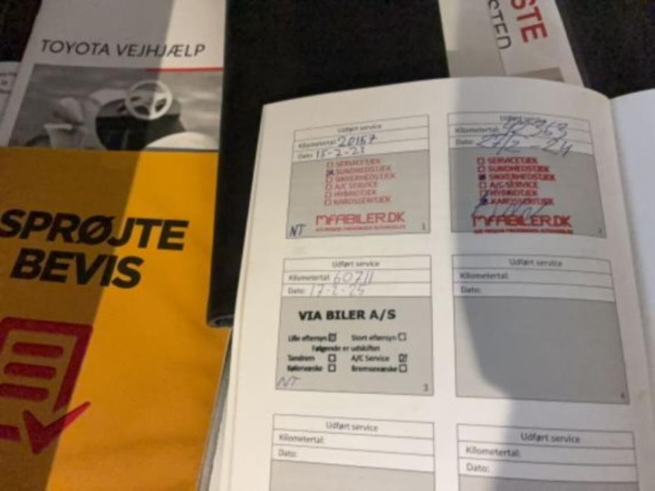 TOYOTA RAV4 PLUG-IN 2022