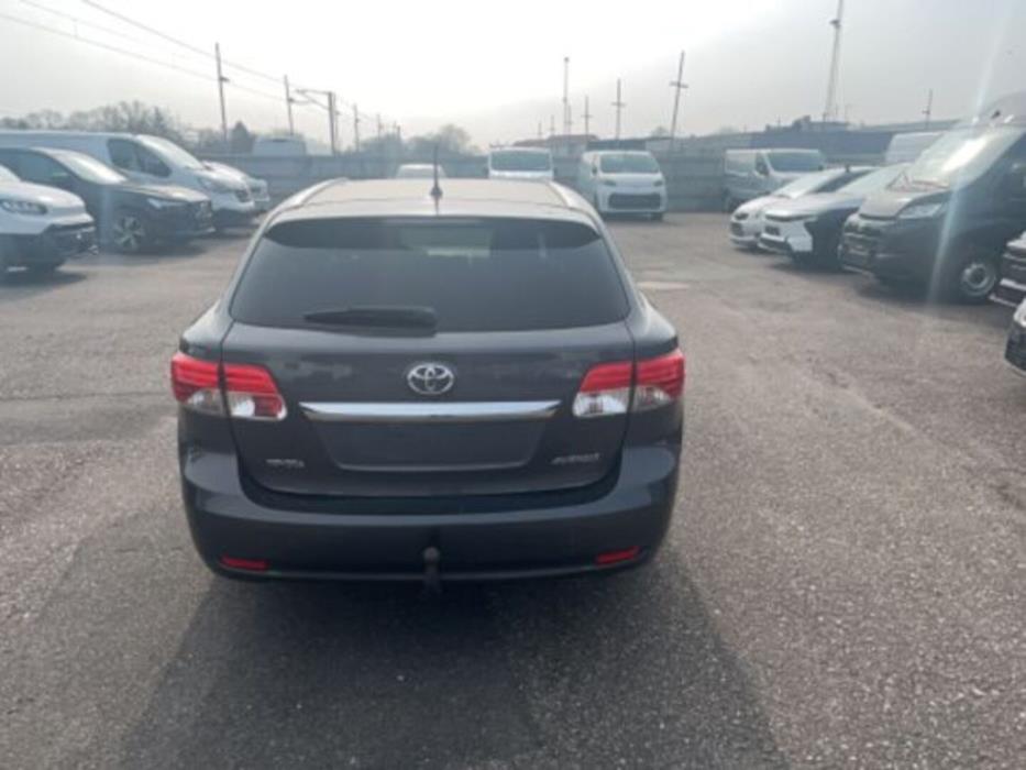 TOYOTA AVENSIS 2014