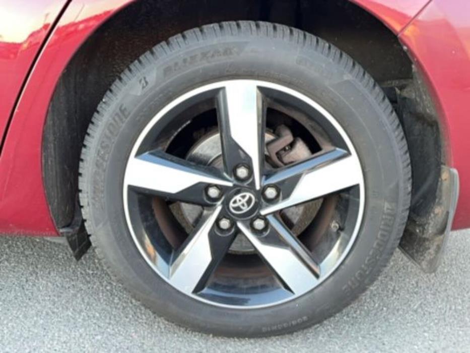 TOYOTA AURIS 2017