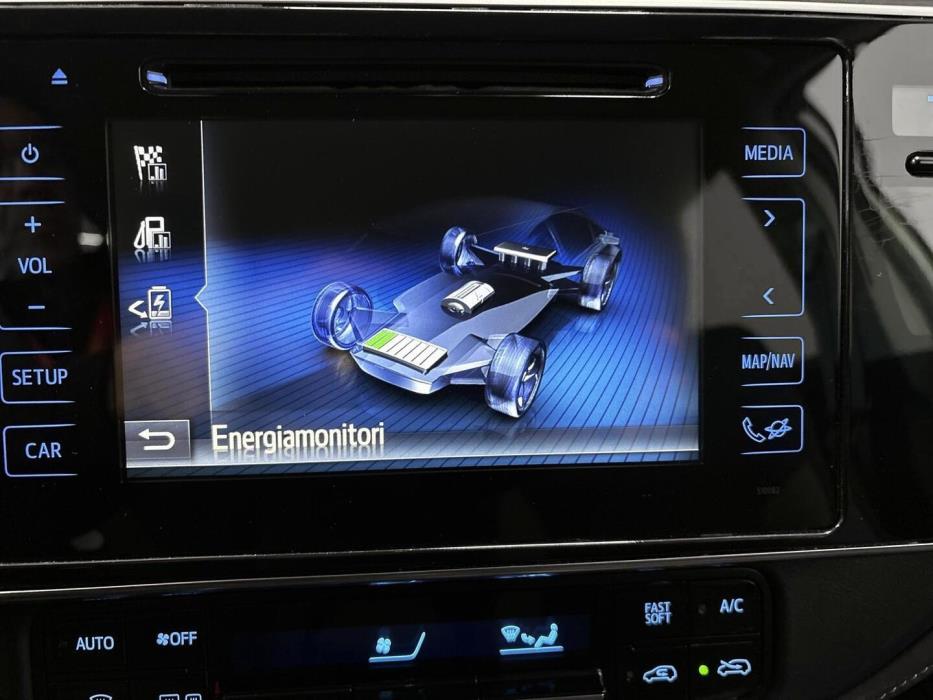 TOYOTA AURIS 2019