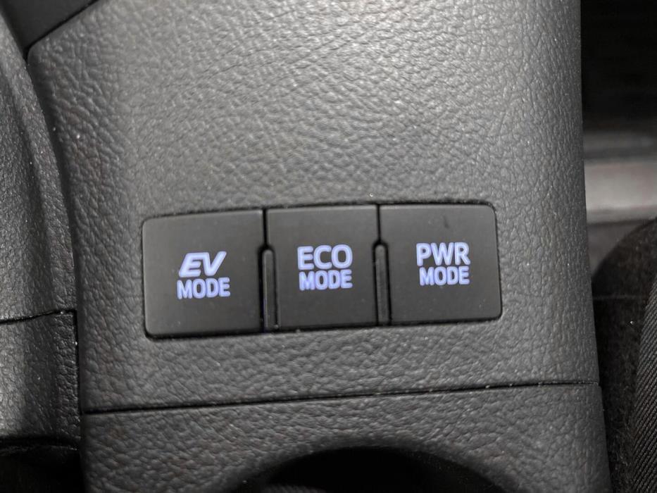 TOYOTA AURIS 2019