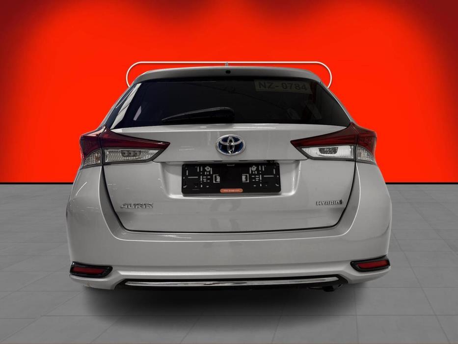 TOYOTA AURIS 2019