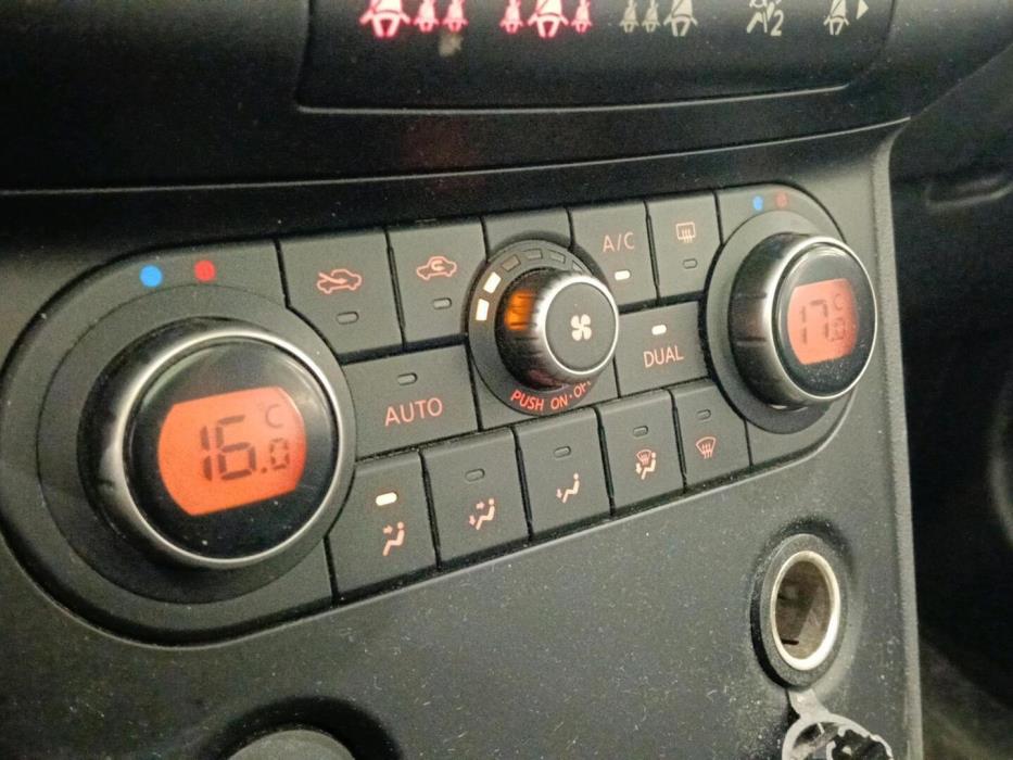 NISSAN Qashqai 2008