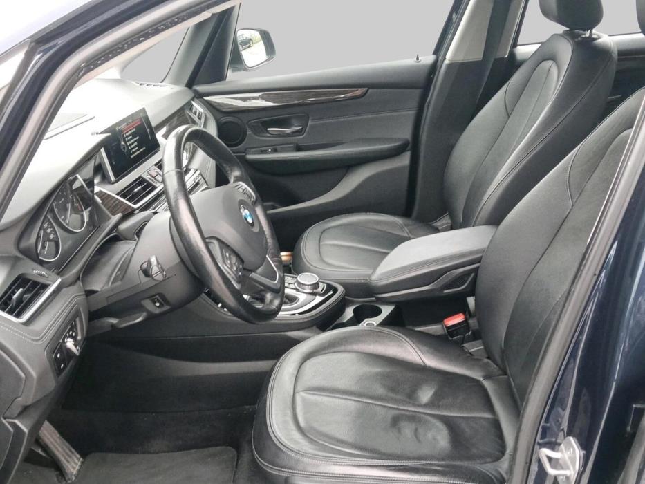 BMW 218 2015