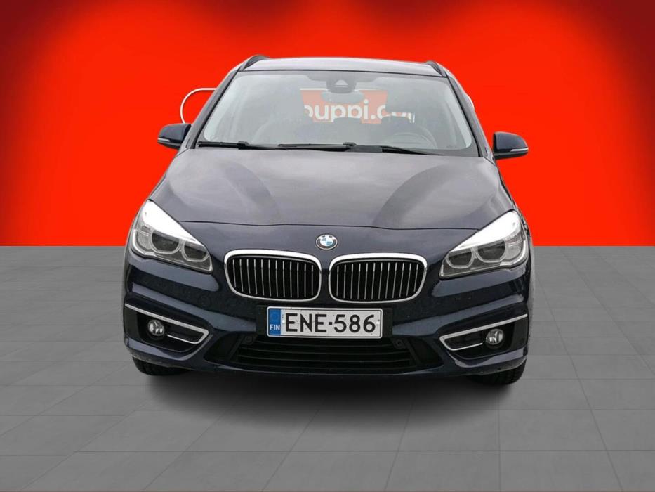 BMW 218 2015