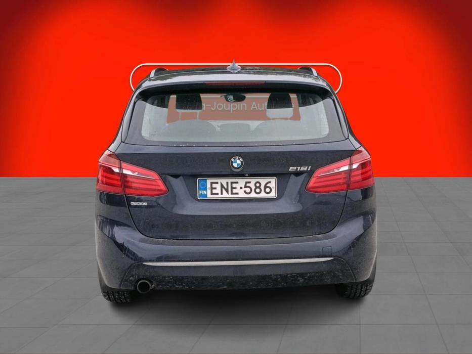BMW 218 2015