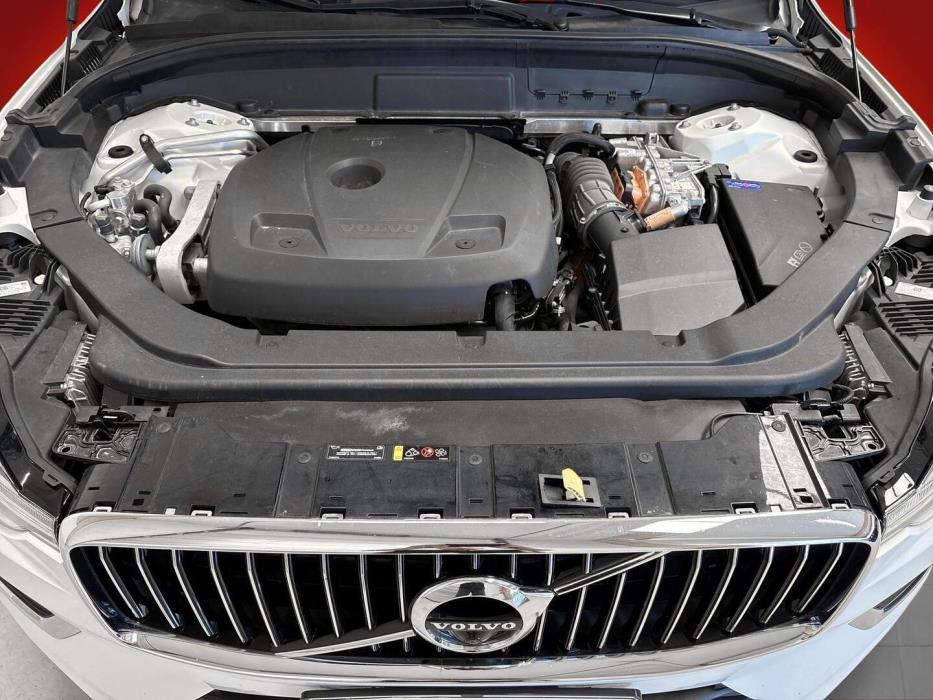VOLVO XC60 2021