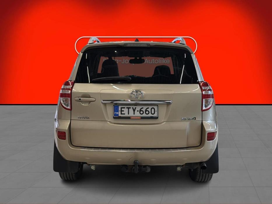 TOYOTA RAV4 2012