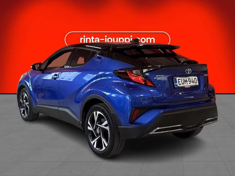 TOYOTA C-HR 2023
