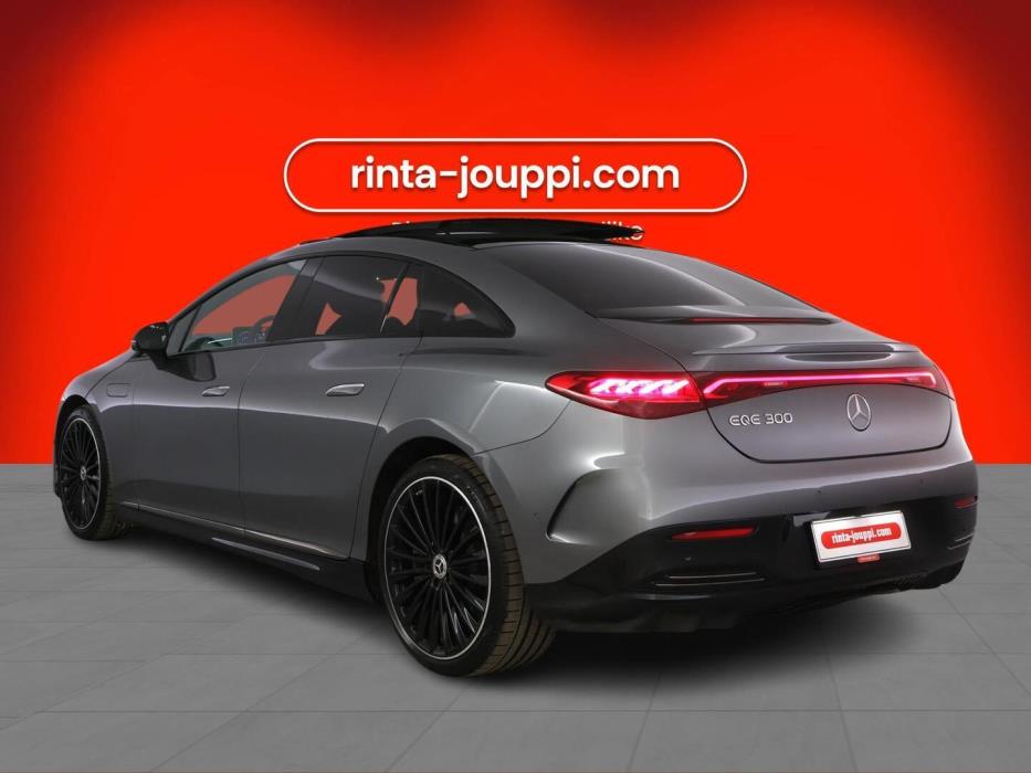 MERCEDES-BENZ EQE 2025