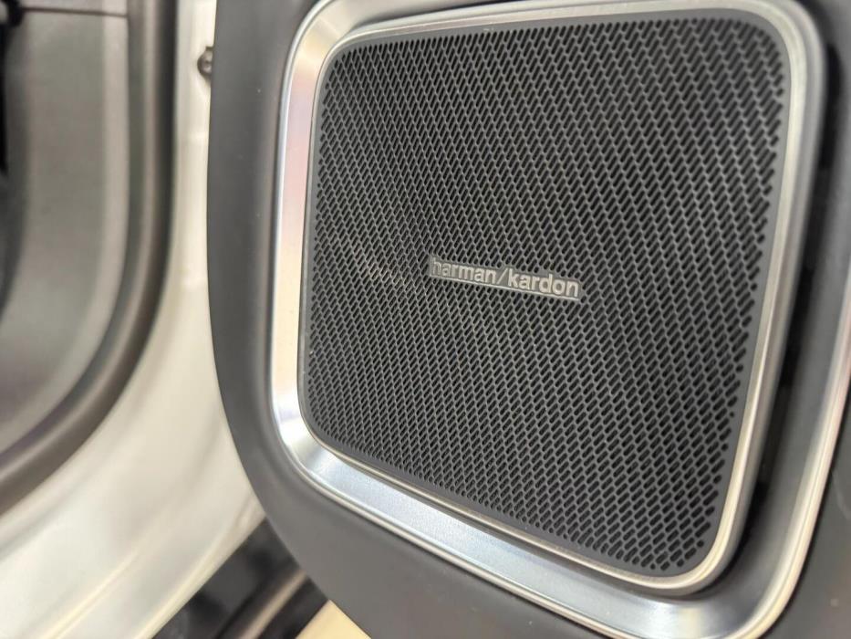 POLESTAR 4 2025