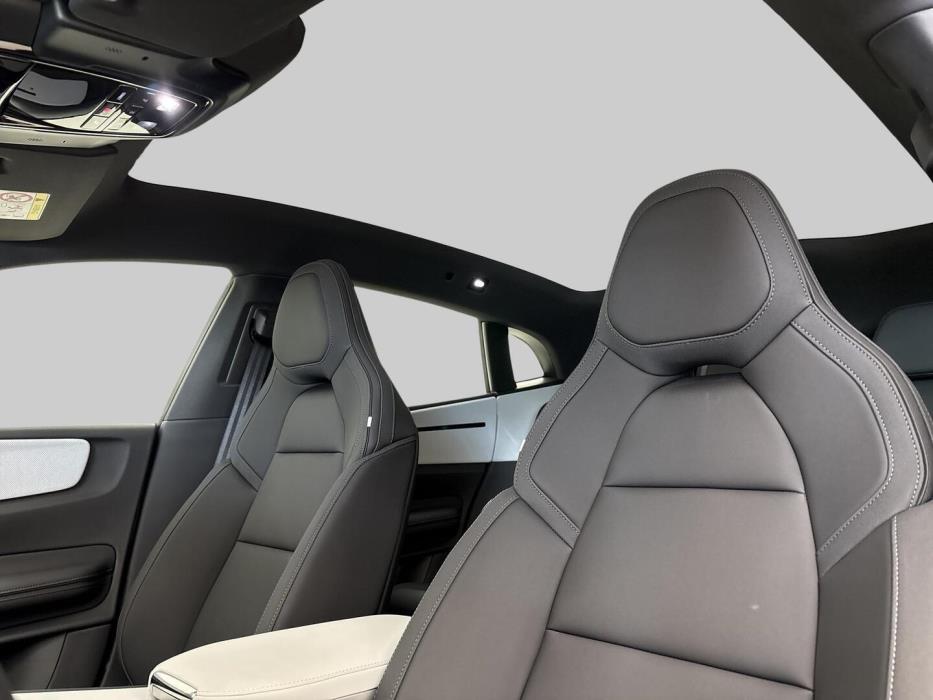 POLESTAR 4 2025