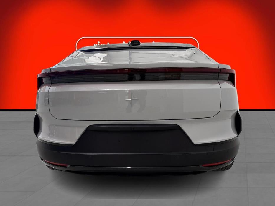 POLESTAR 4 2025