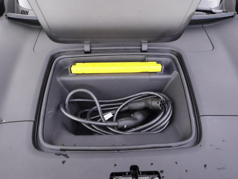 POLESTAR 4 2025