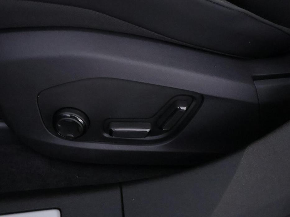 POLESTAR 4 2025