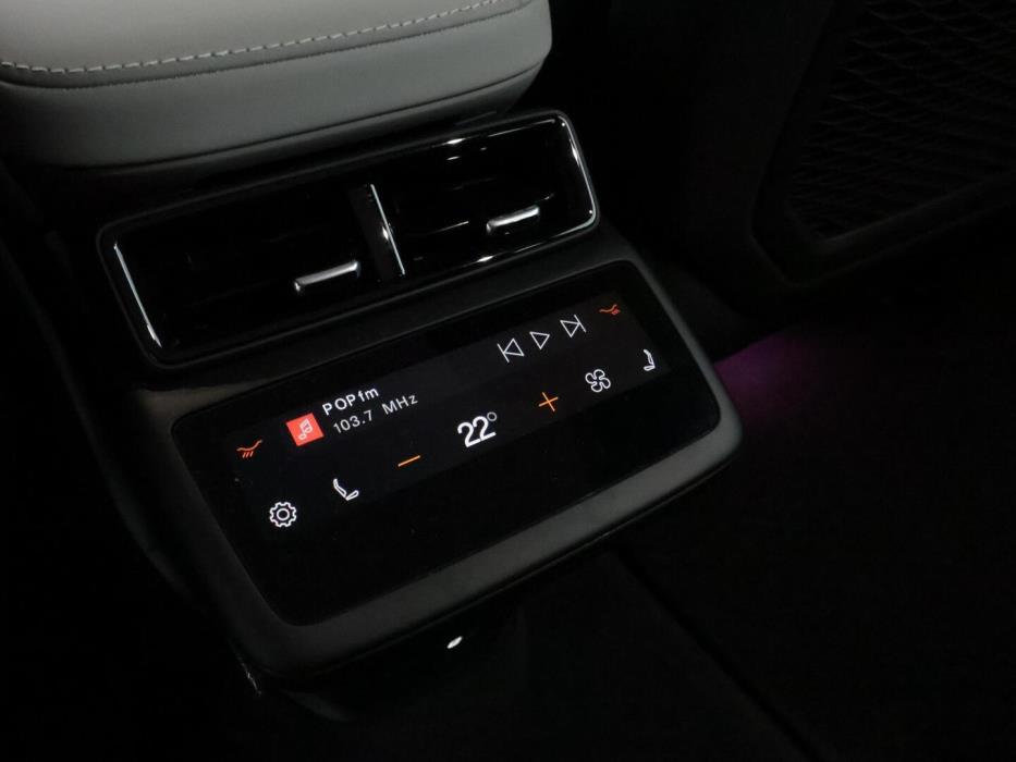 POLESTAR 4 2025