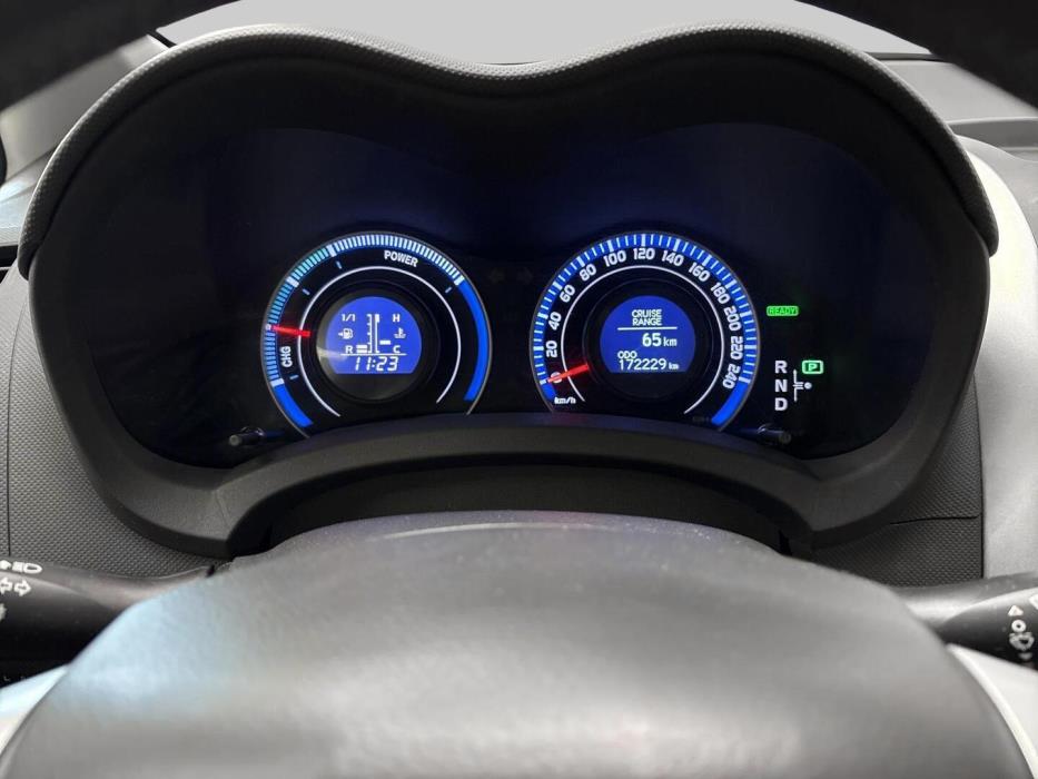 TOYOTA Auris 2012
