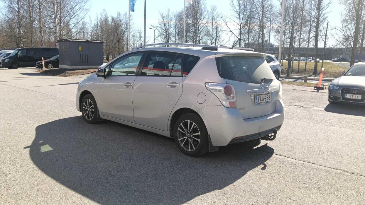 TOYOTA Verso 2013