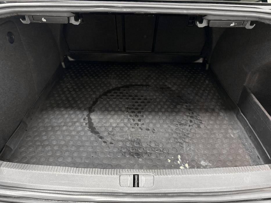 VOLKSWAGEN Passat 2014
