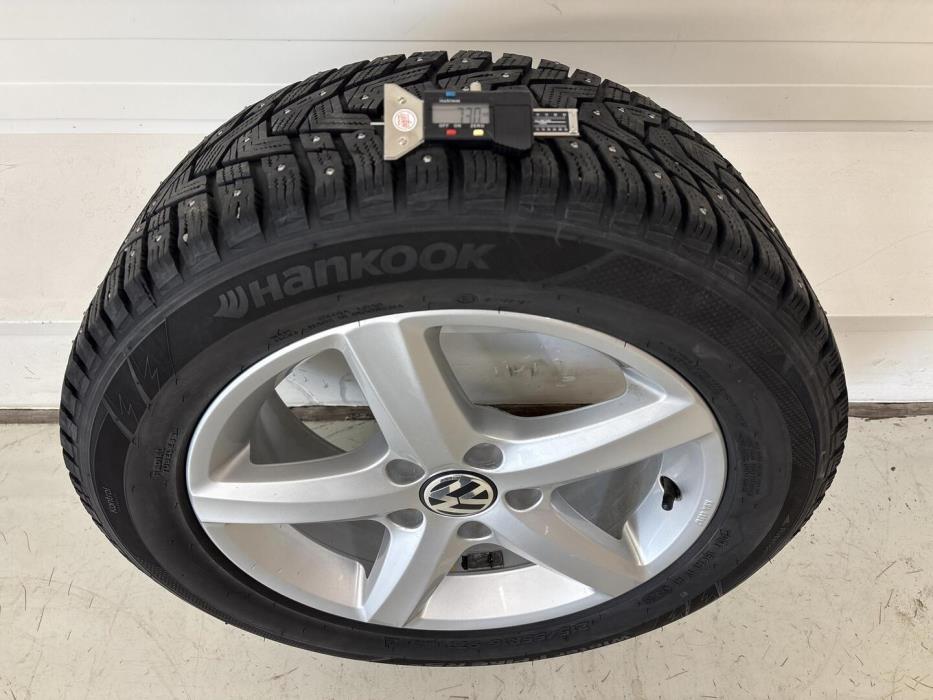 VOLKSWAGEN Passat 2014