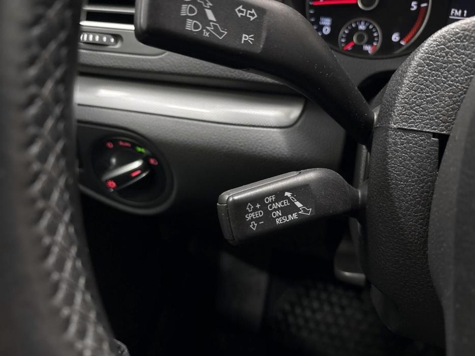 VOLKSWAGEN Sharan 2014
