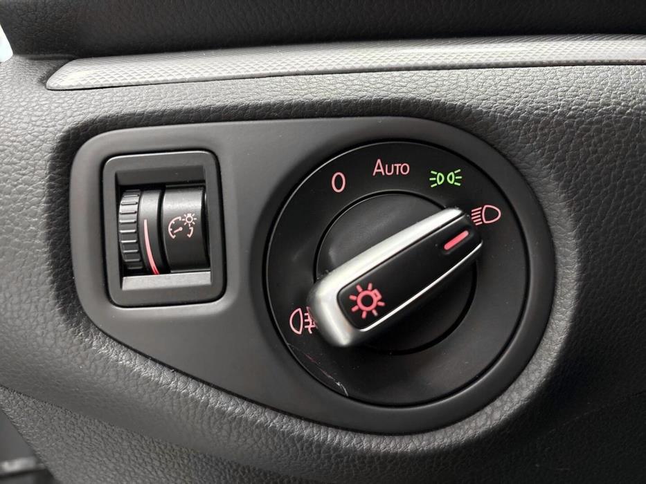 VOLKSWAGEN Sharan 2014