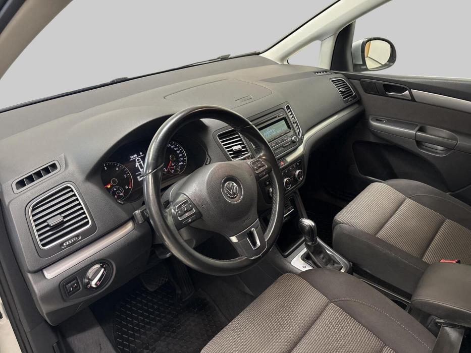 VOLKSWAGEN Sharan 2014