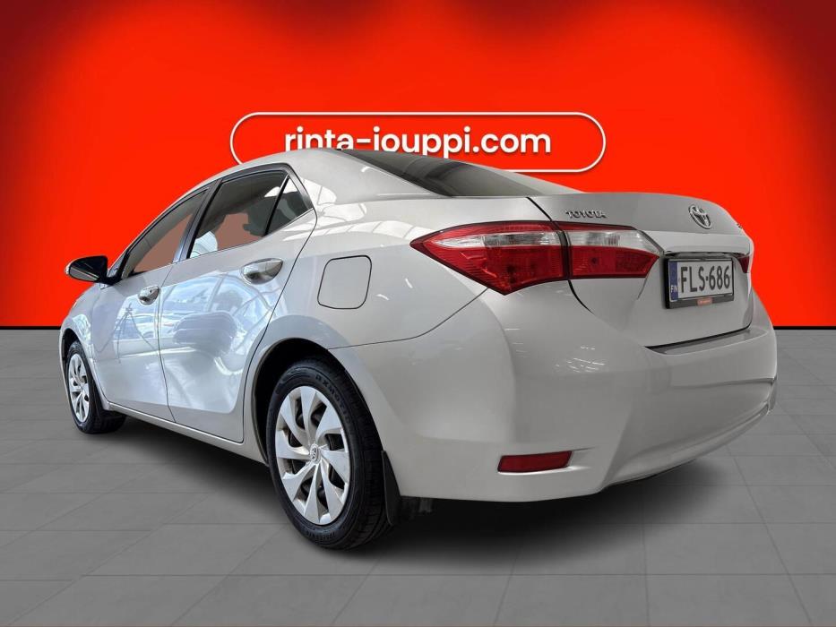 TOYOTA Corolla 2015