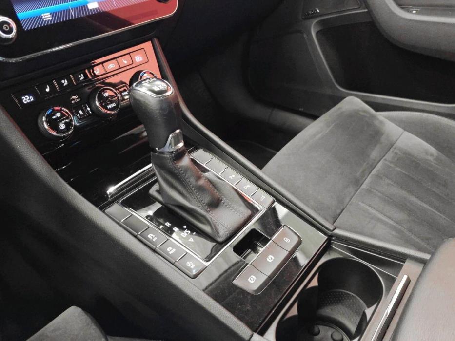 SKODA Superb 2019