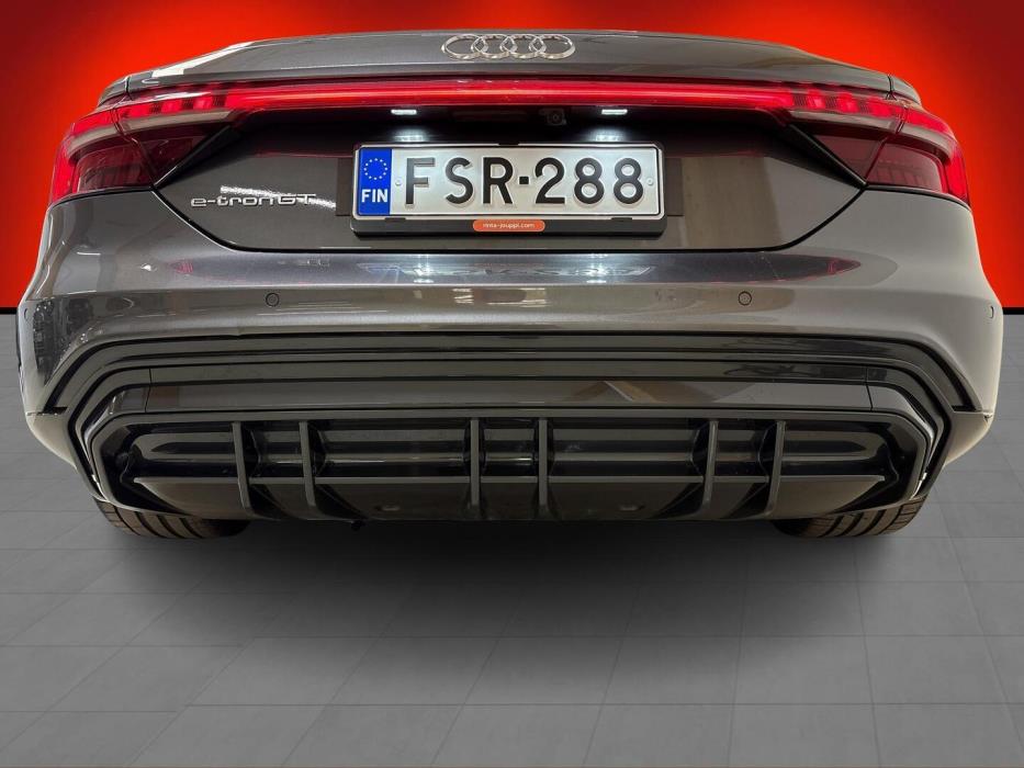 AUDI E-TRON GT 2022