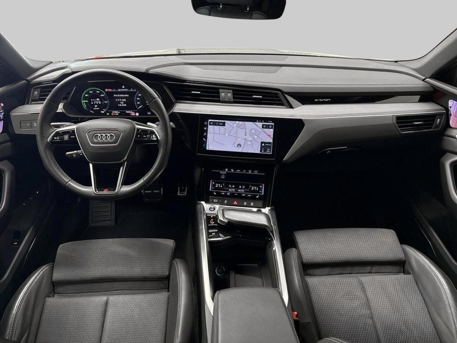 AUDI Q8 E-TRON 2024