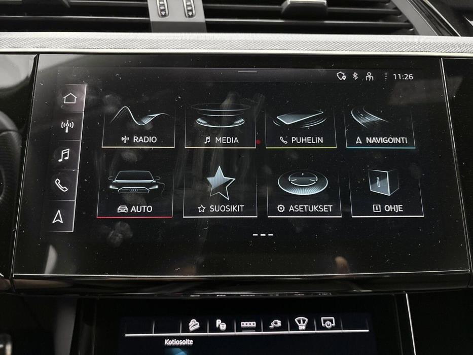 AUDI Q8 E-TRON 2024