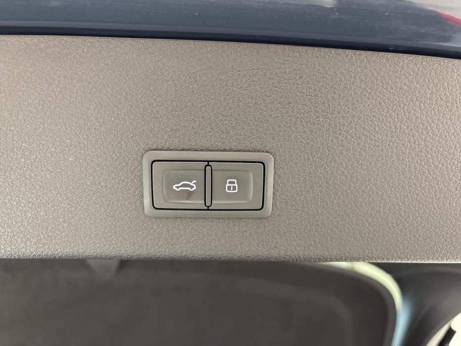 AUDI Q8 E-TRON 2024